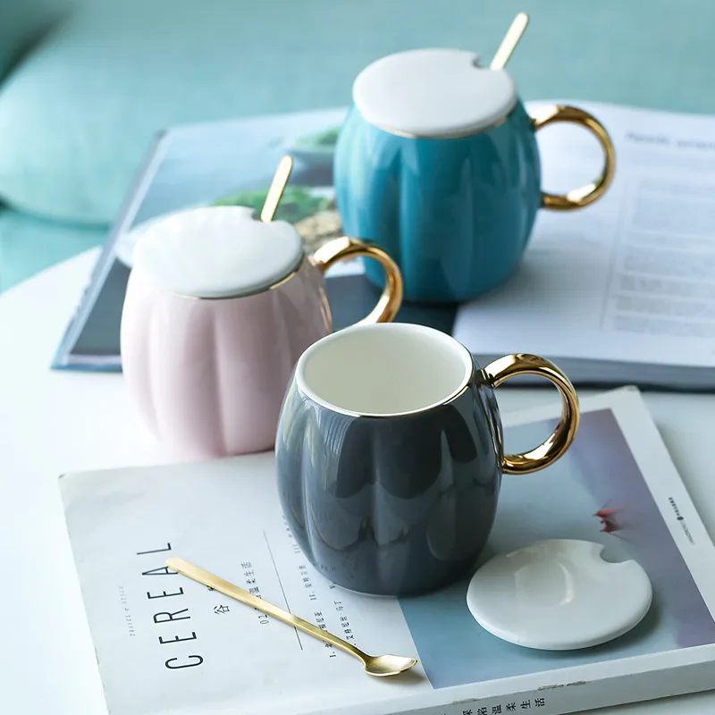 Nordic Light Луксозна креативна керамична кафеена чаша с капак и лъжичка, прибори за напитки под формата на тиква, Чаша за мляко за закуска, офис чаша за чай